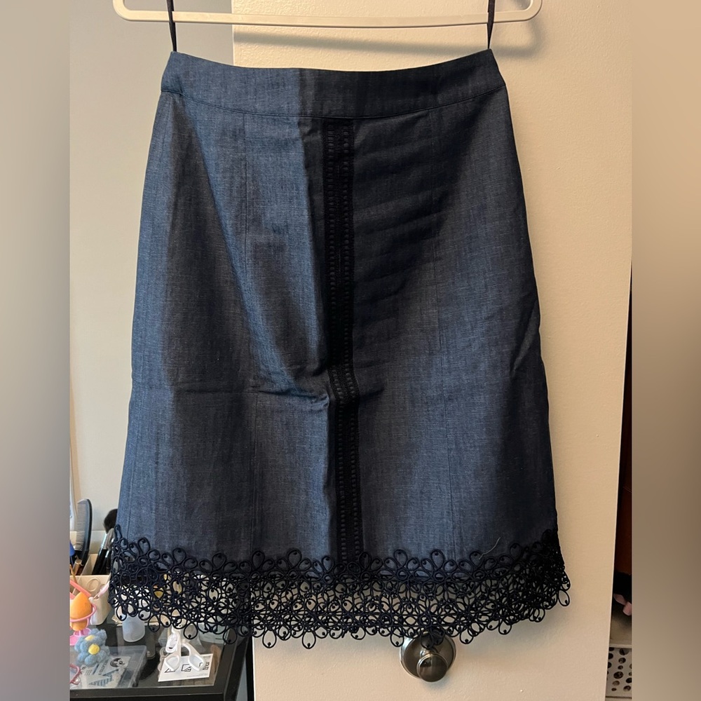 Karl Larllagerfeld skirt. Never wear. Size 4.